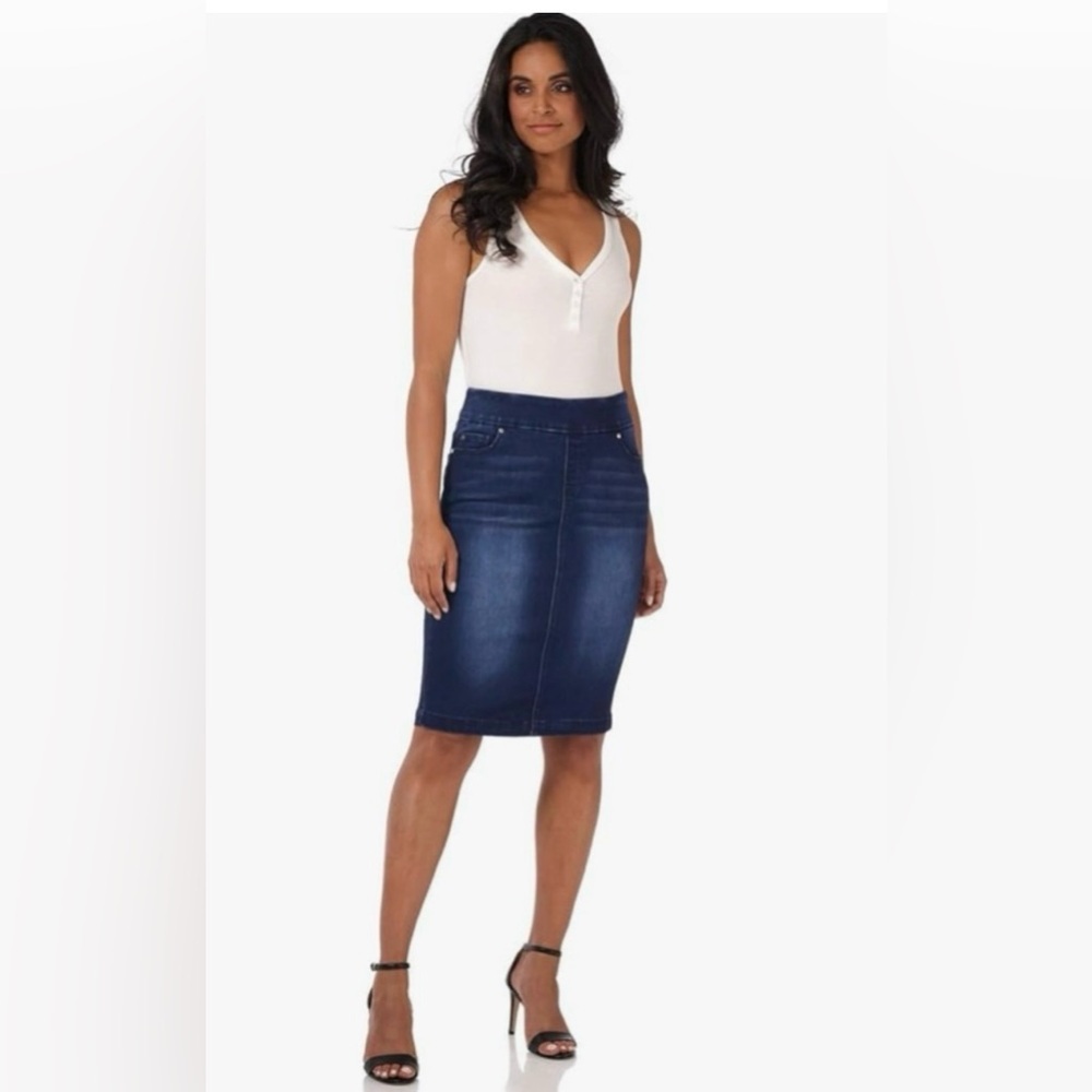 NWOT Rekucci Ease Into Comfort Pull-On Stretch Ink Blue Sandblast Denim Skirt…